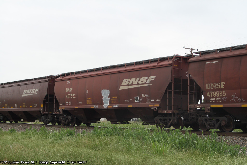 BNSF 487562